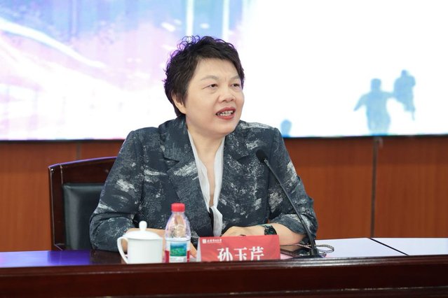 公司举办2026年创新创业暑期训练营开营仪式暨中国国际老员工创新大赛备赛专题讲座